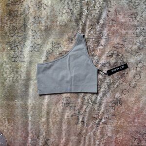 BNWT SET Active One-Shoulder Bra in Sand